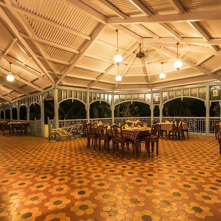 Dune Barr House - Verandah in the Forest Matheran Bagian luar foto