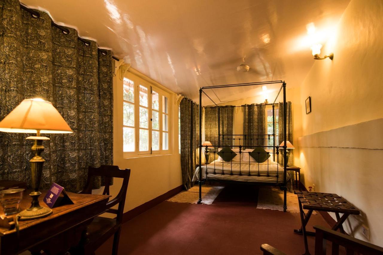 Dune Barr House - Verandah in the Forest Matheran Bagian luar foto