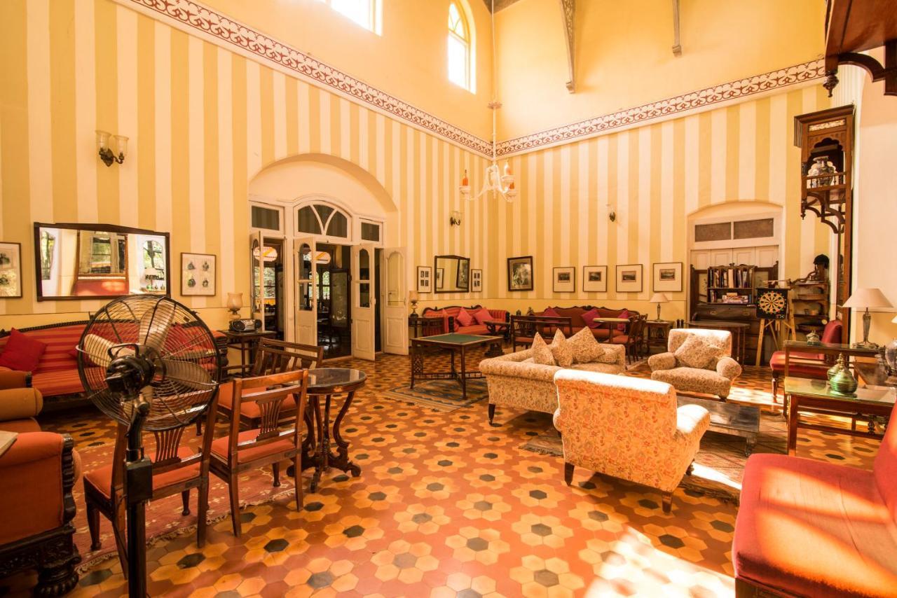 Dune Barr House - Verandah in the Forest Matheran Bagian luar foto