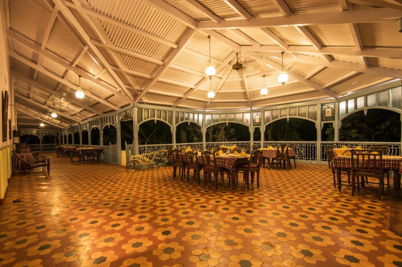 Dune Barr House - Verandah in the Forest Matheran Bagian luar foto
