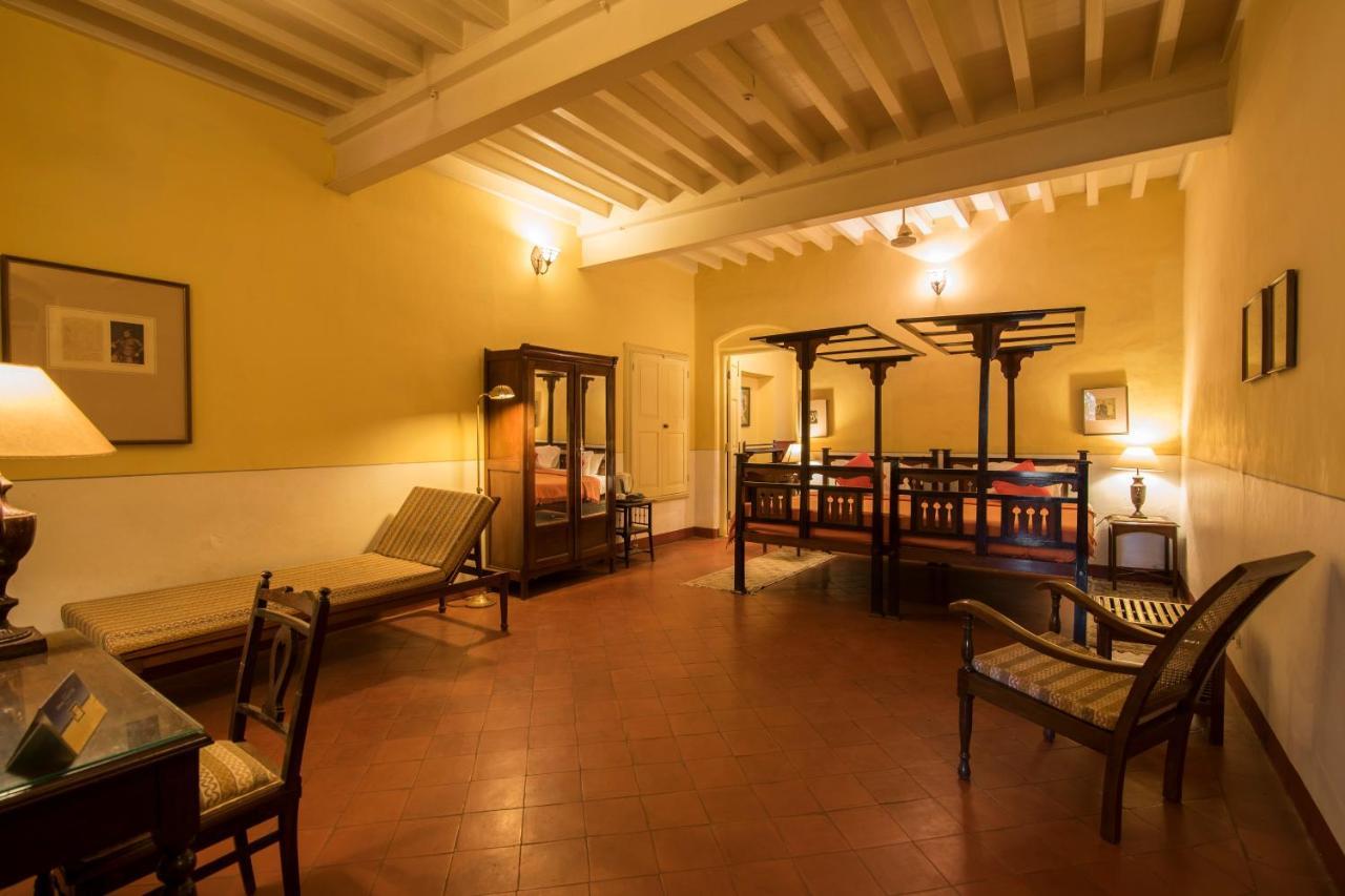 Dune Barr House - Verandah in the Forest Matheran Bagian luar foto